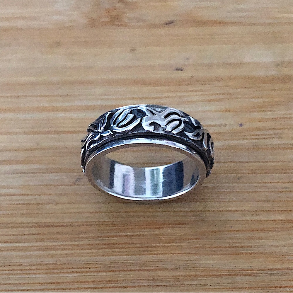 $89  Vintage Estate Spinner Ring  Sterling Silver  Size 10 & 1/2  Marked 925